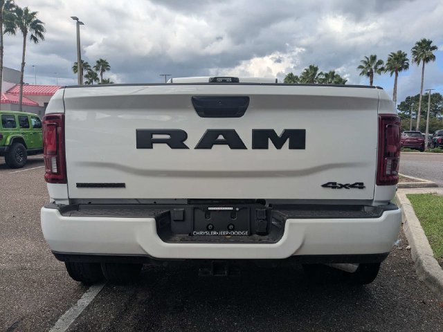 New 2026 RAM 3500 Big Horn AWD/4WD image 5