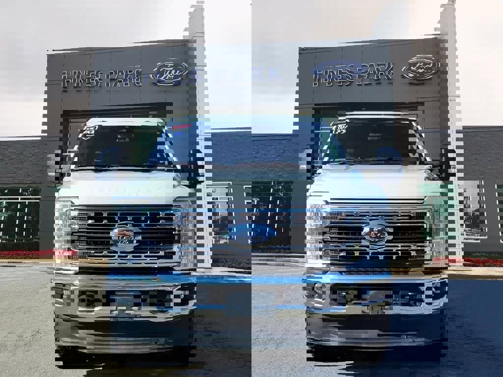 Certified 2024 Ford F350 XLT w/ FX4 Off-Road Package image 2