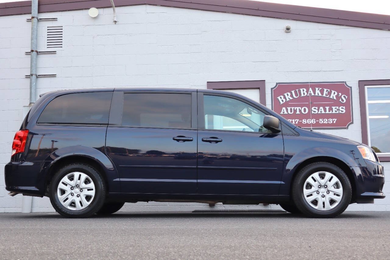 Used 2016 Dodge Grand Caravan SE w/ Quick Order Package 29E SE FWD image 7