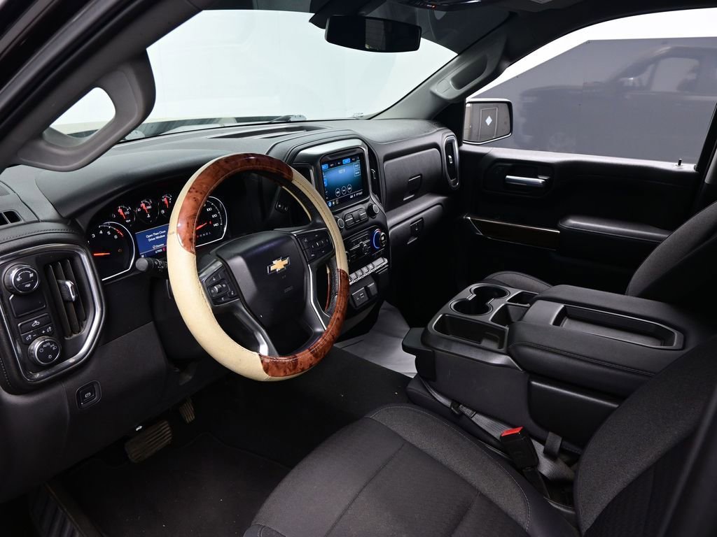 Used 2019 Chevrolet Silverado 1500 LT w/ All-Star Edition image 7