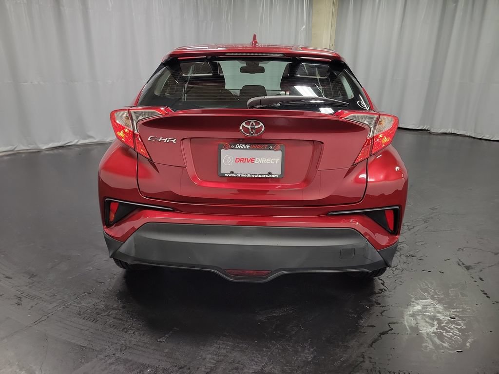 Used 2018 Toyota C-HR XLE FWD image 7
