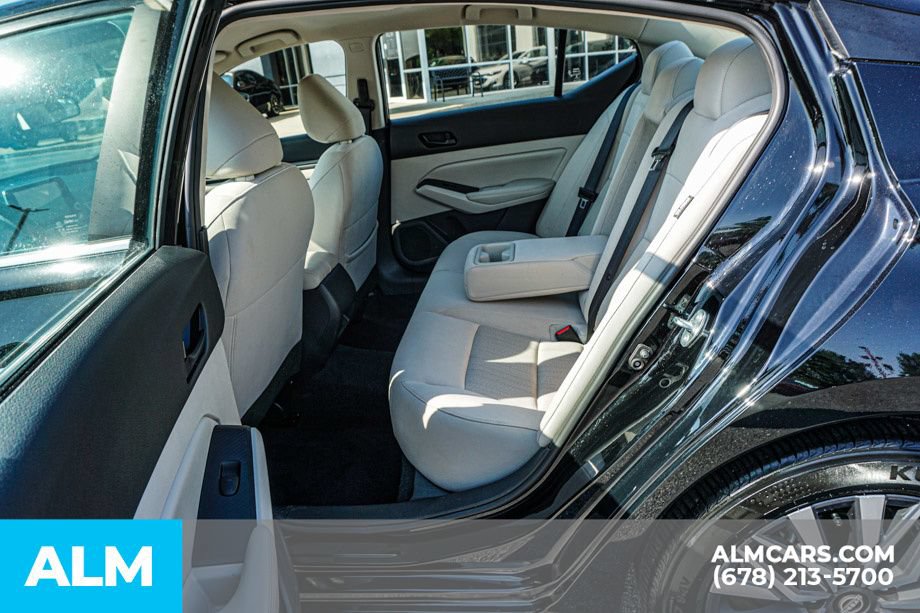 Used 2025 Nissan Altima 2.5 SV FWD image 20