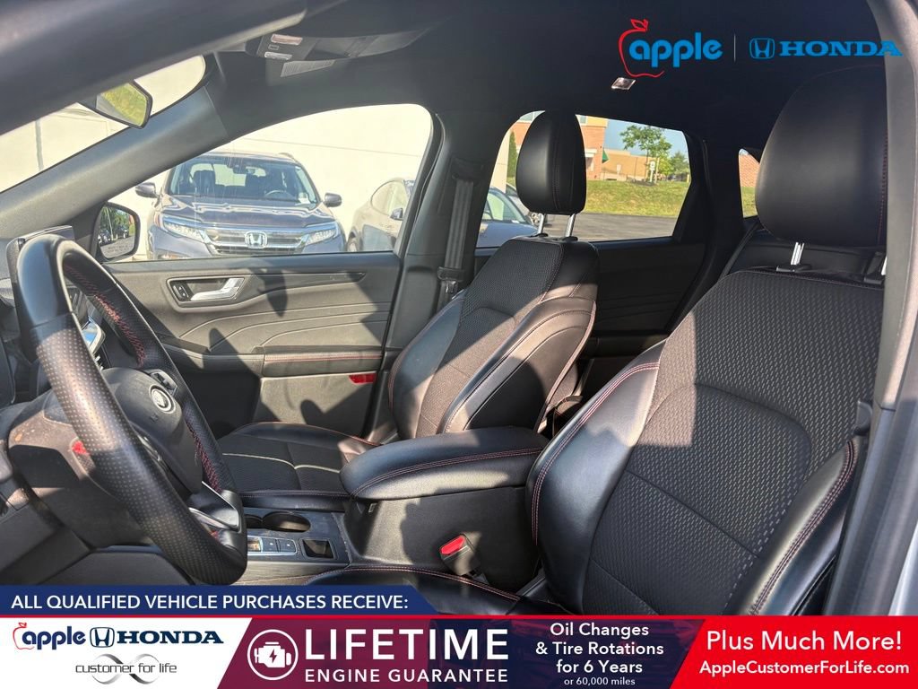 Used 2024 Ford Escape ST-Line Select w/ Tech Pack #1 AWD/4WD image 6