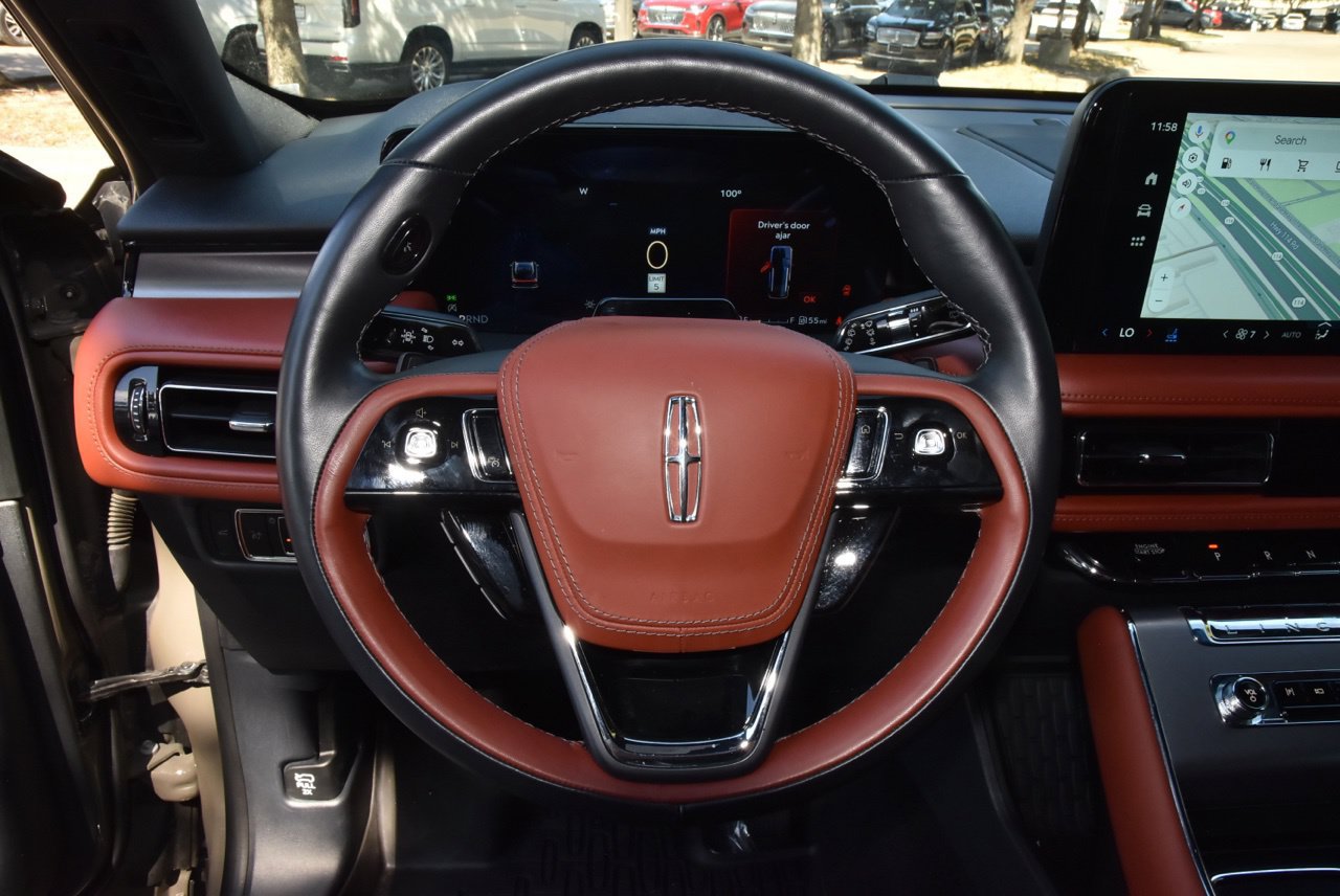 Certified 2025 Lincoln Aviator Reserve w/ Equipment Group 201A AWD/4WD image 23
