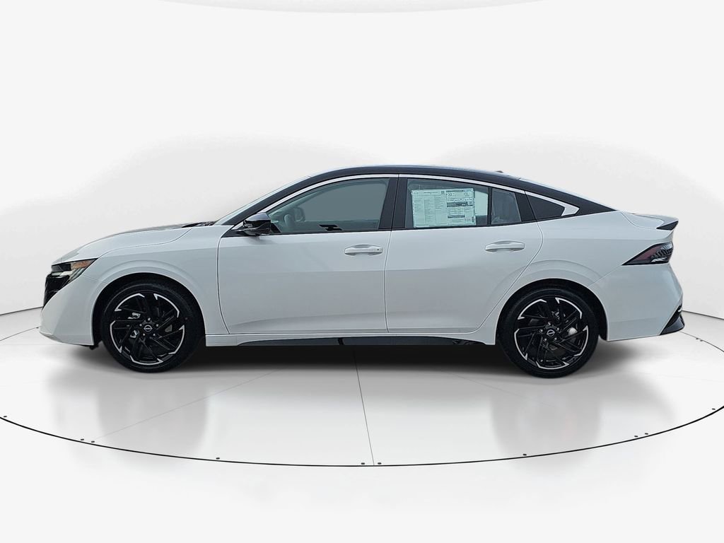 New 2026 Nissan Sentra SR w/ SR Premium Package FWD image 7