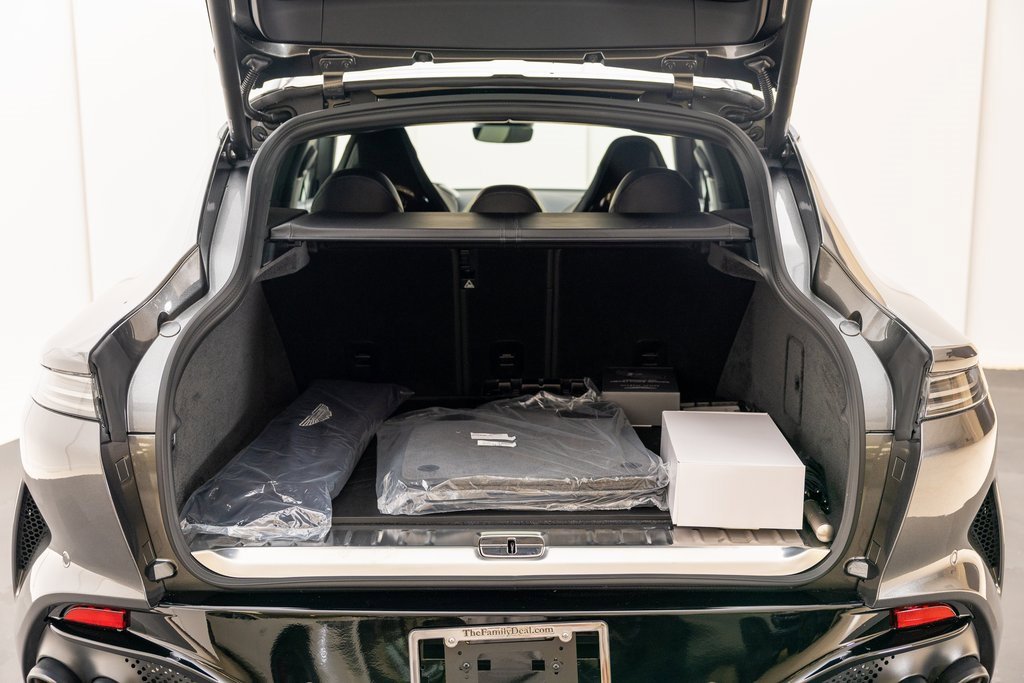 New 2025 Aston Martin DBX 707 image 7