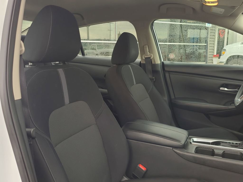 Used 2024 Nissan Sentra SV image 18