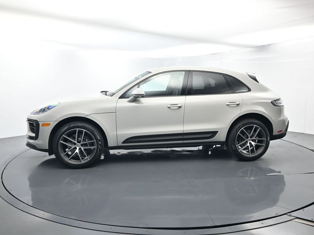 Certified 2026 Porsche Macan Turbo AWD/4WD image 2