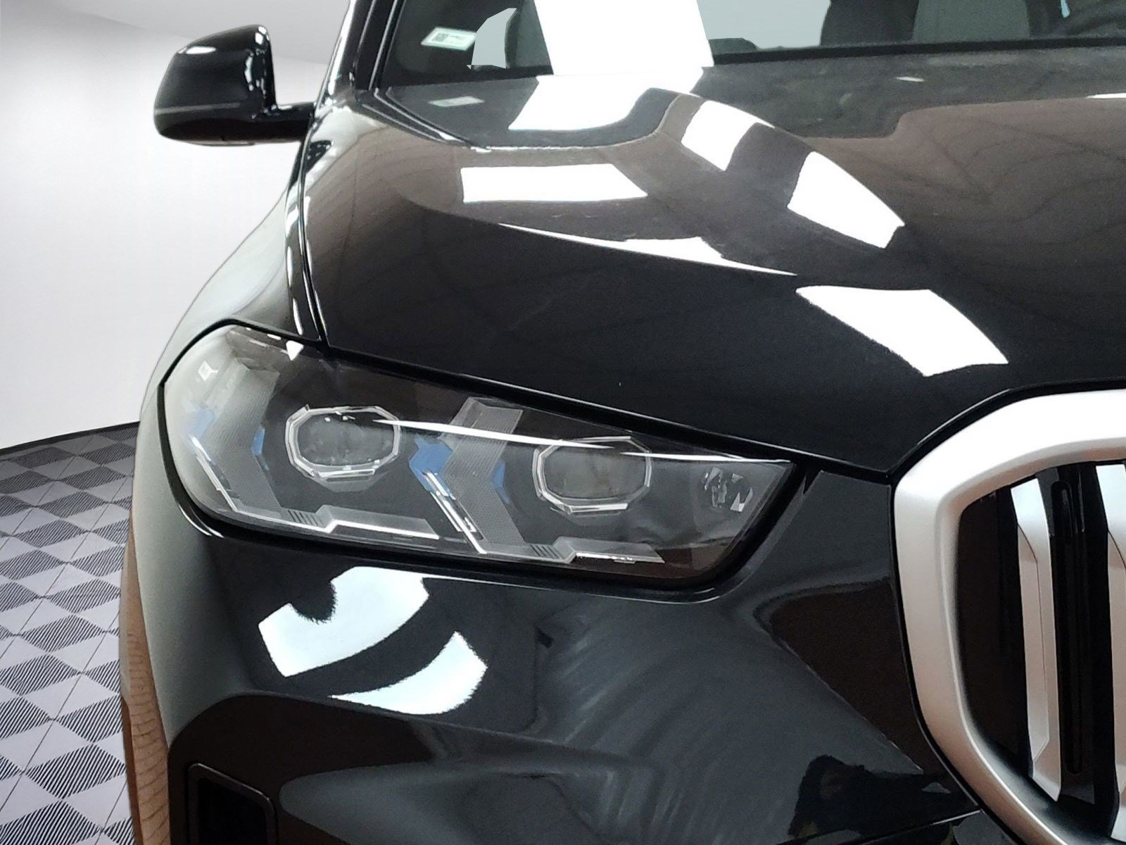 Used 2026 BMW X5 xDrive40i w/ M Sport Package AWD/4WD image 10