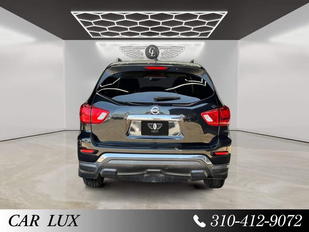 Used 2018 Nissan Pathfinder S FWD image 4