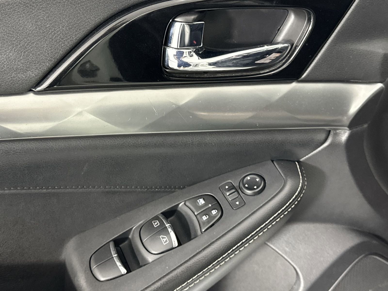 Used 2021 Nissan Maxima 3.5 SV w/ Floor Mat Group FWD image 13