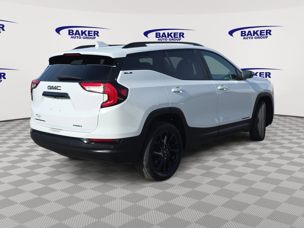 Used 2024 GMC Terrain SLE w/ Driver Convenience Package AWD/4WD image 5