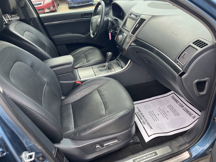 Used 2012 Hyundai Veracruz Limited w/ Navigation Pkg AWD/4WD image 13