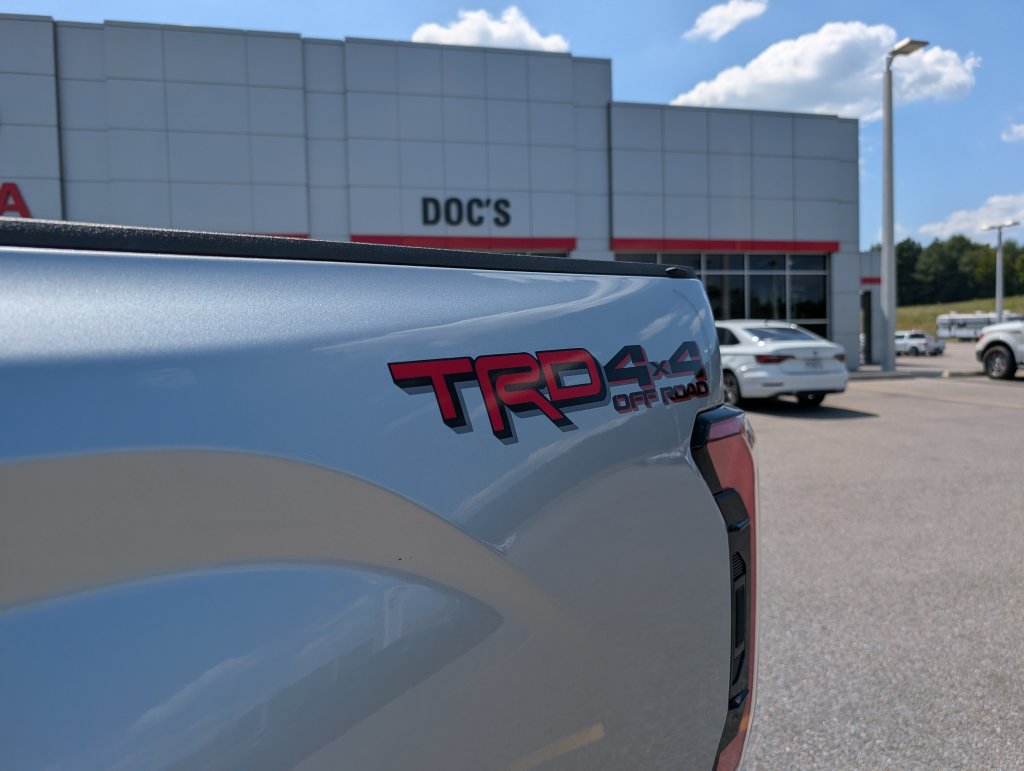 New 2026 Toyota Tundra 1794 Edition w/ TRD Off-Road Package AWD/4WD image 13