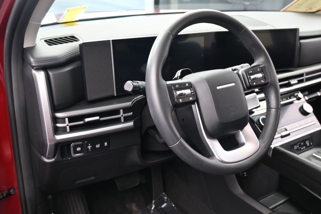 Used 2025 Hyundai Santa Fe SEL FWD image 15