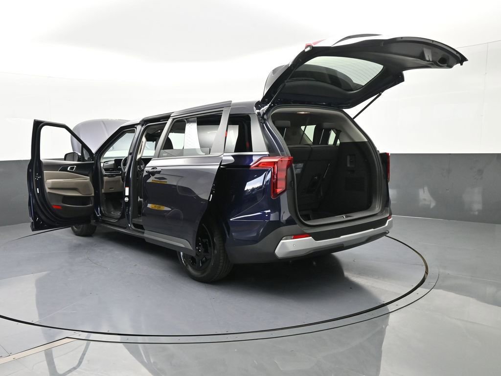 Used 2025 Kia Carnival image 79