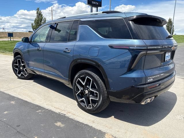 New 2026 Chevrolet Traverse High Country w/ LPO, Floor Liner Package AWD/4WD image 5