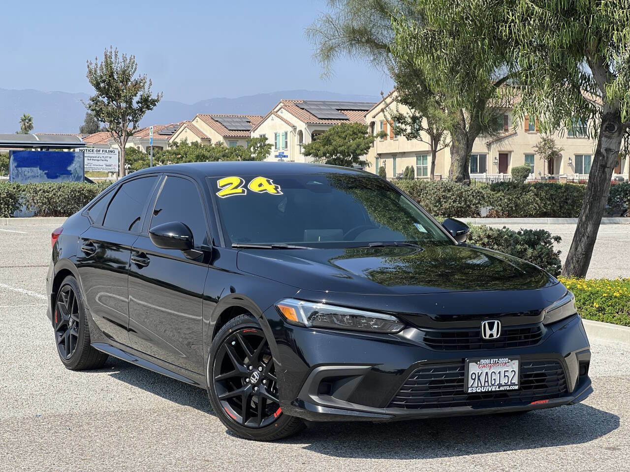 Used 2024 Honda Civic Sport image 2