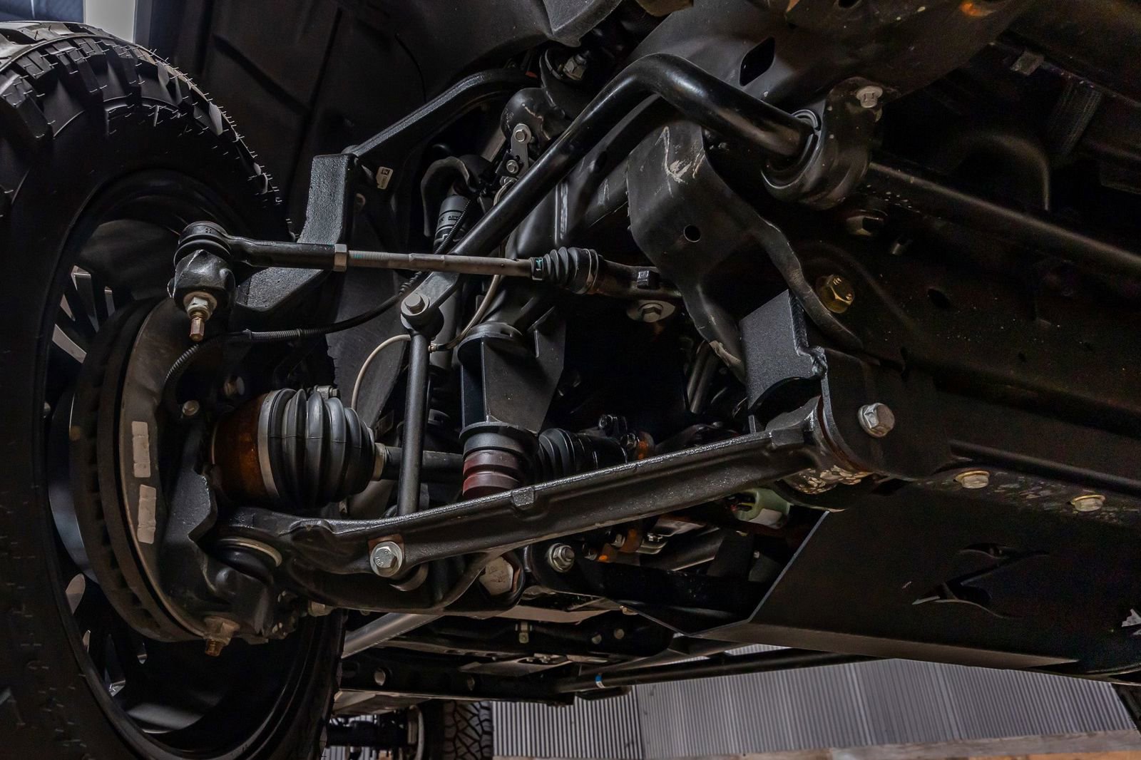 Used 2025 Chevrolet Silverado 2500 High Country w/ High Country Premium Package image 13