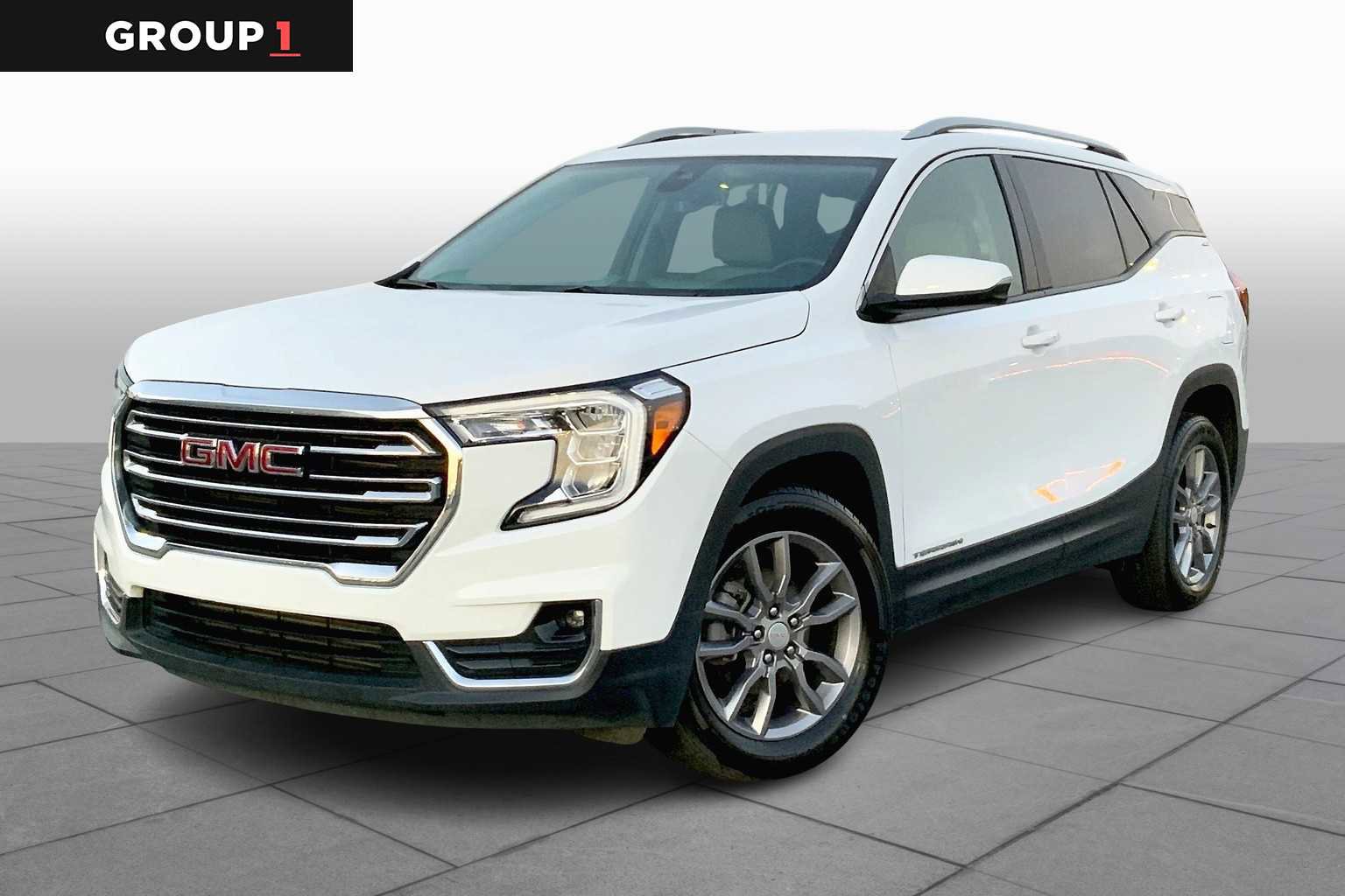 Used 2024 GMC Terrain SLT