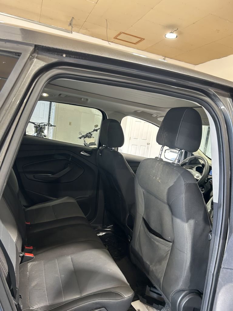 Used 2015 Ford Escape SE image 7