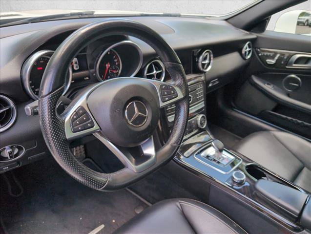 Used 2017 Mercedes-Benz SLC 300 image 9