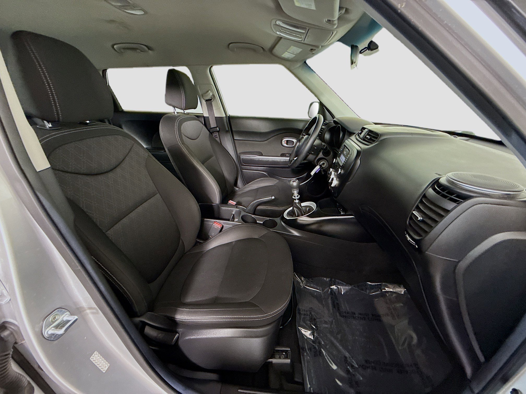 Used 2019 Kia Soul image 28