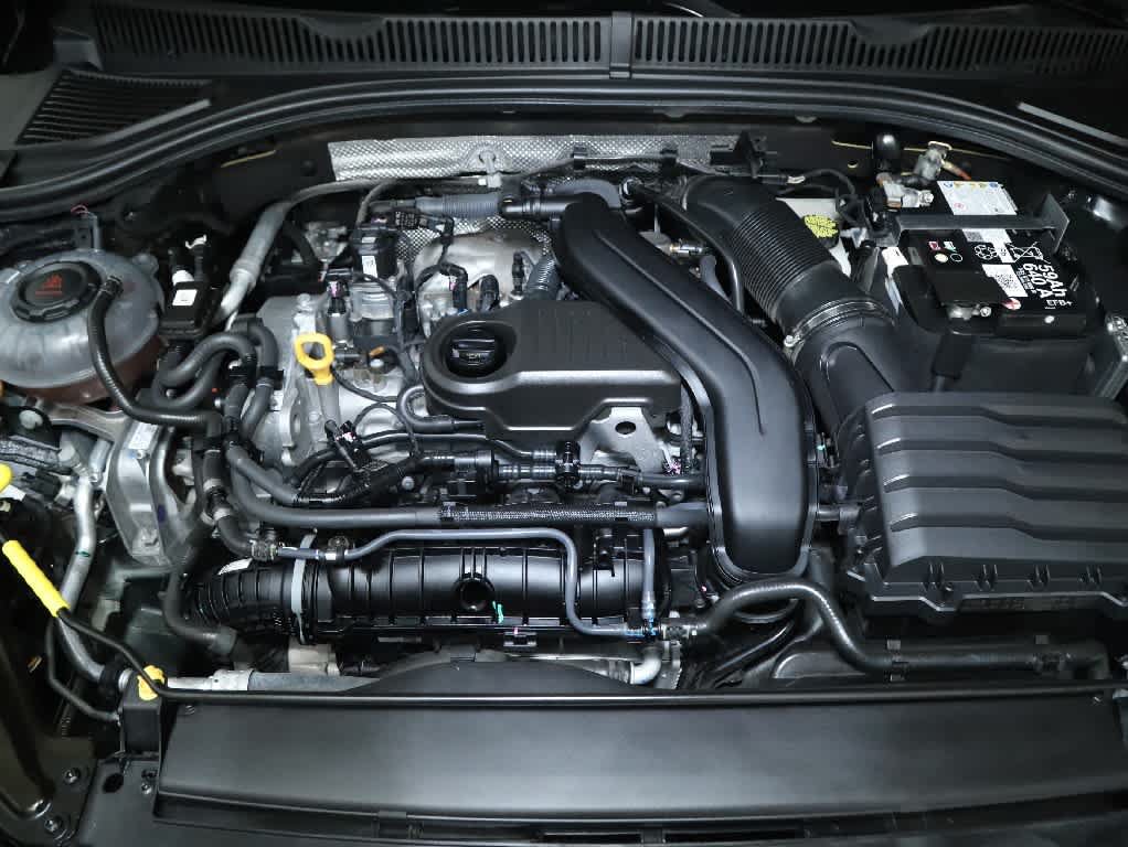 Certified 2024 Volkswagen Jetta SEL FWD image 35