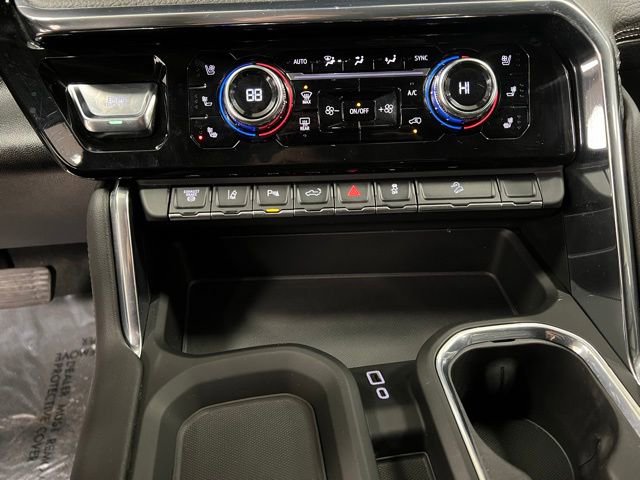 Used 2025 GMC Sierra 3500 Denali w/ Denali Reserve Package AWD/4WD image 39