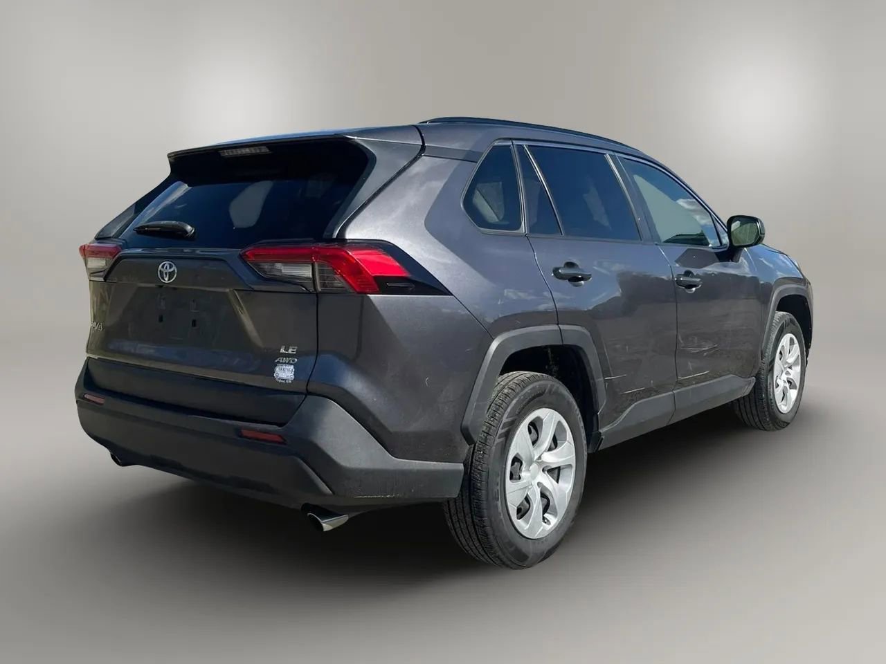 Used 2019 Toyota RAV4 LE AWD/4WD image 21