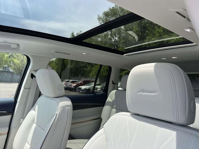 New 2026 Buick Enclave Avenir w/ Super Cruise Package AWD/4WD image 18