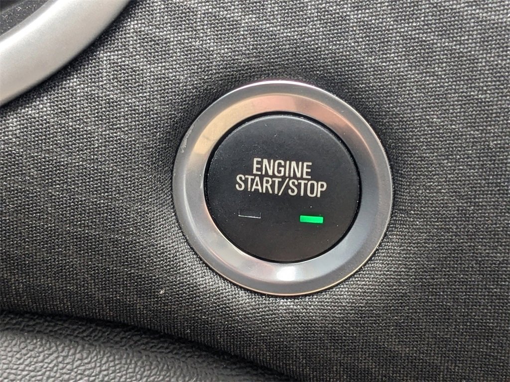 Used 2024 Chevrolet Malibu LT image 31