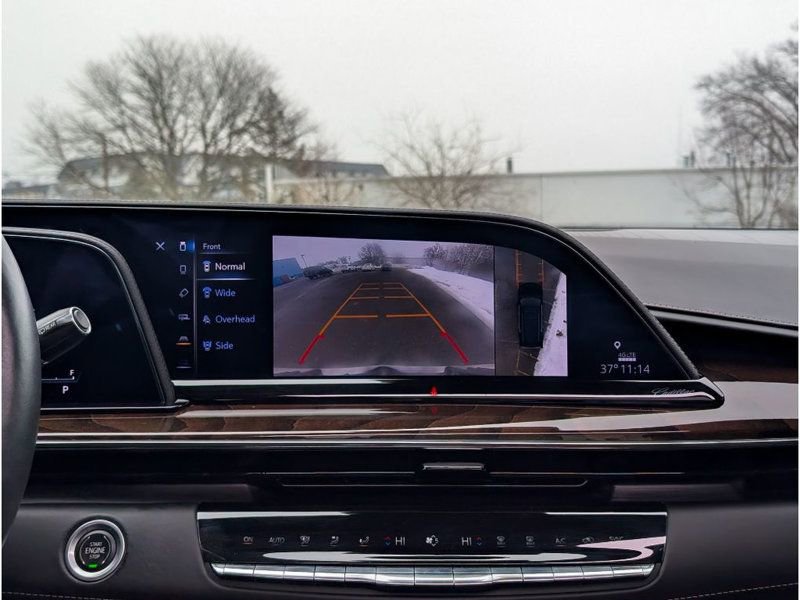 Used 2022 Cadillac Escalade ESV Sport Platinum w/ LPO, ONYX Package image 23