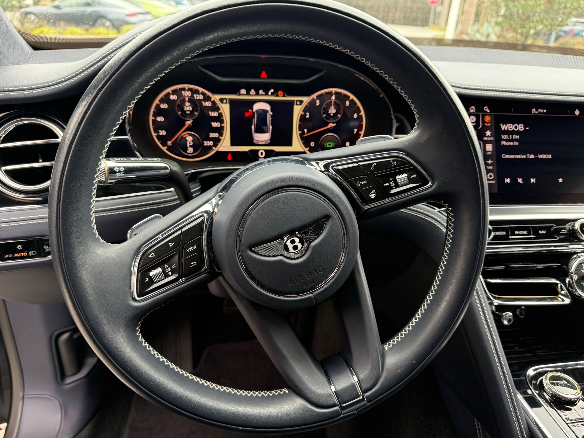 Used 2021 Bentley Flying Spur V8 image 33