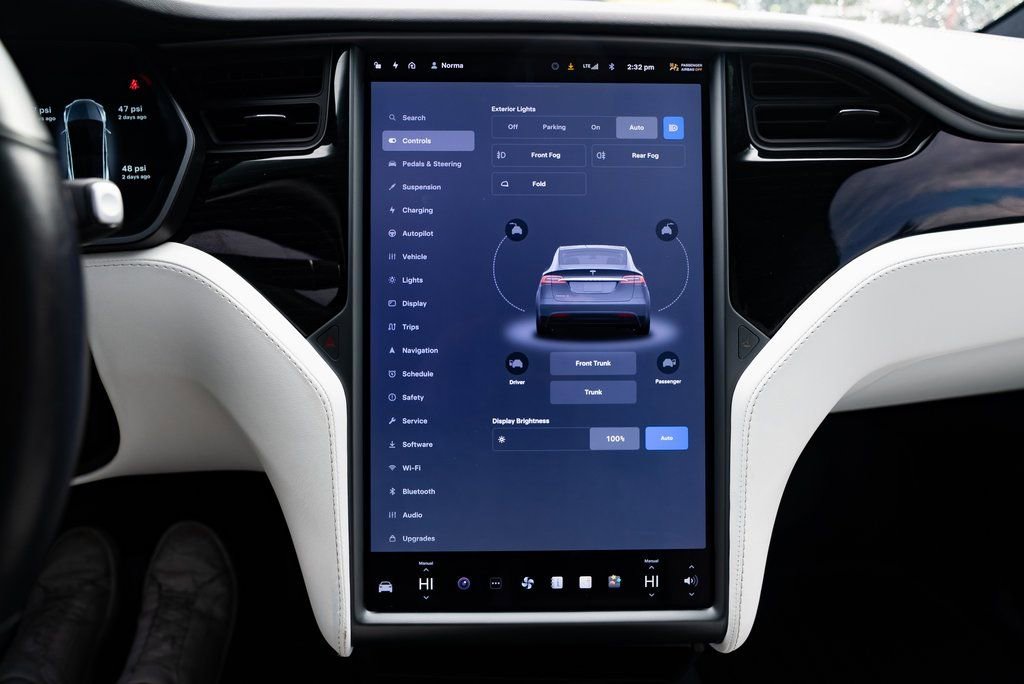 Used 2020 Tesla Model X Long Range image 13