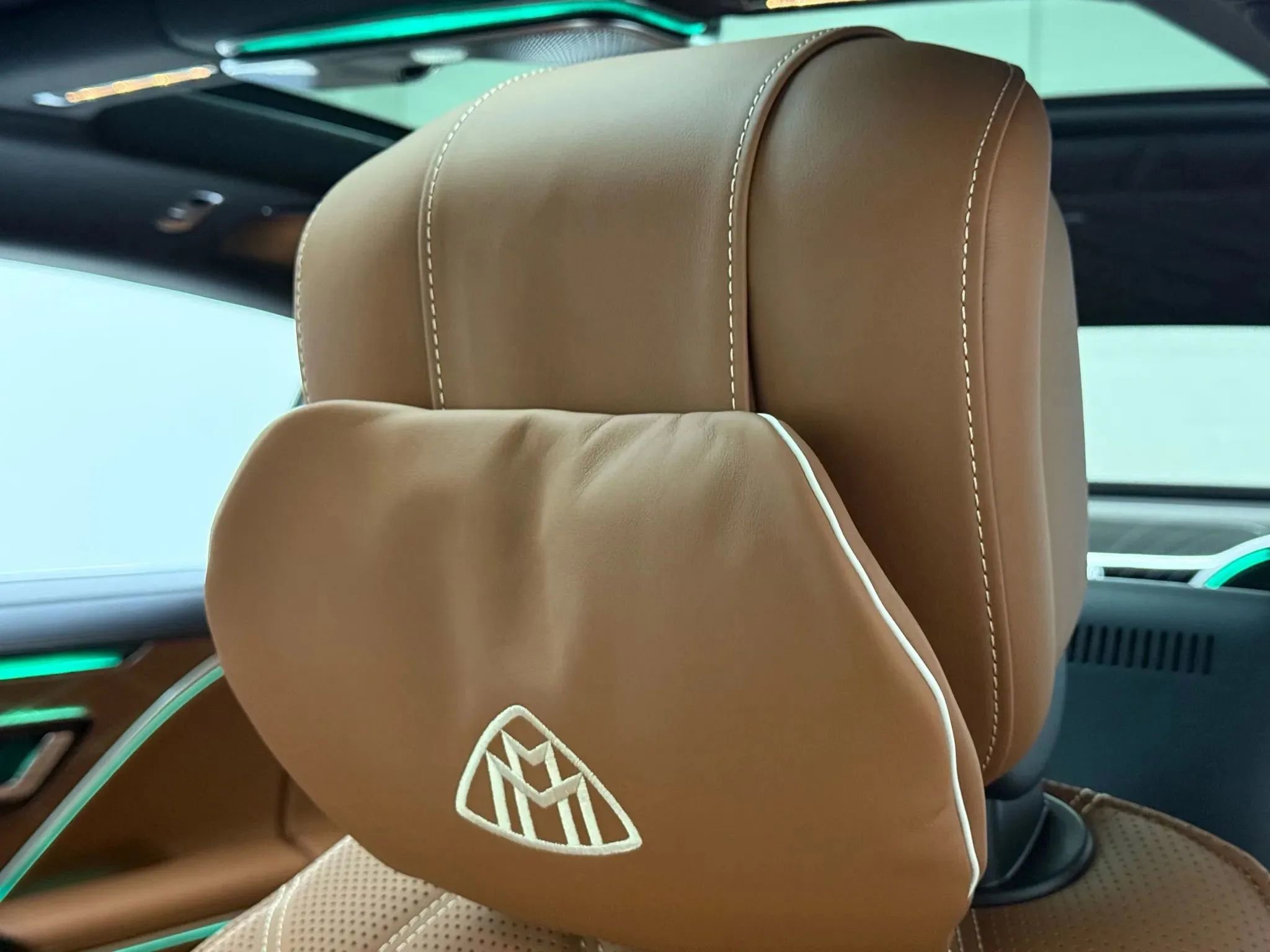 Used 2026 Mercedes-Benz Maybach S 680 S 680 4MATIC Sedan 4D image 54