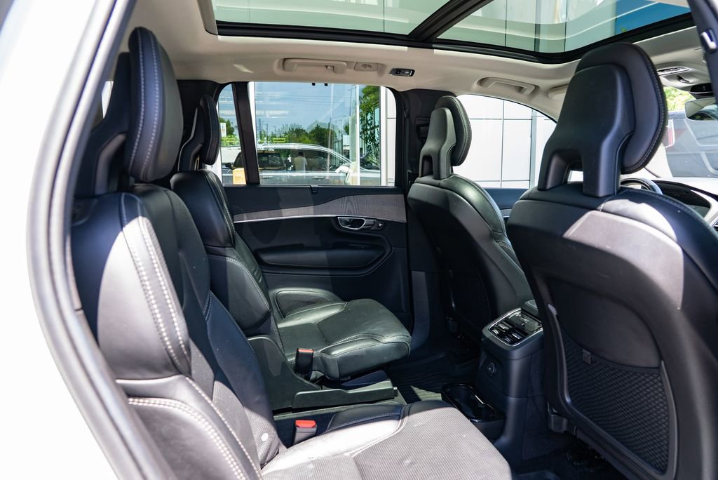 Used 2021 Volvo XC90 T8 Inscription w/ Advanced Package AWD/4WD image 28