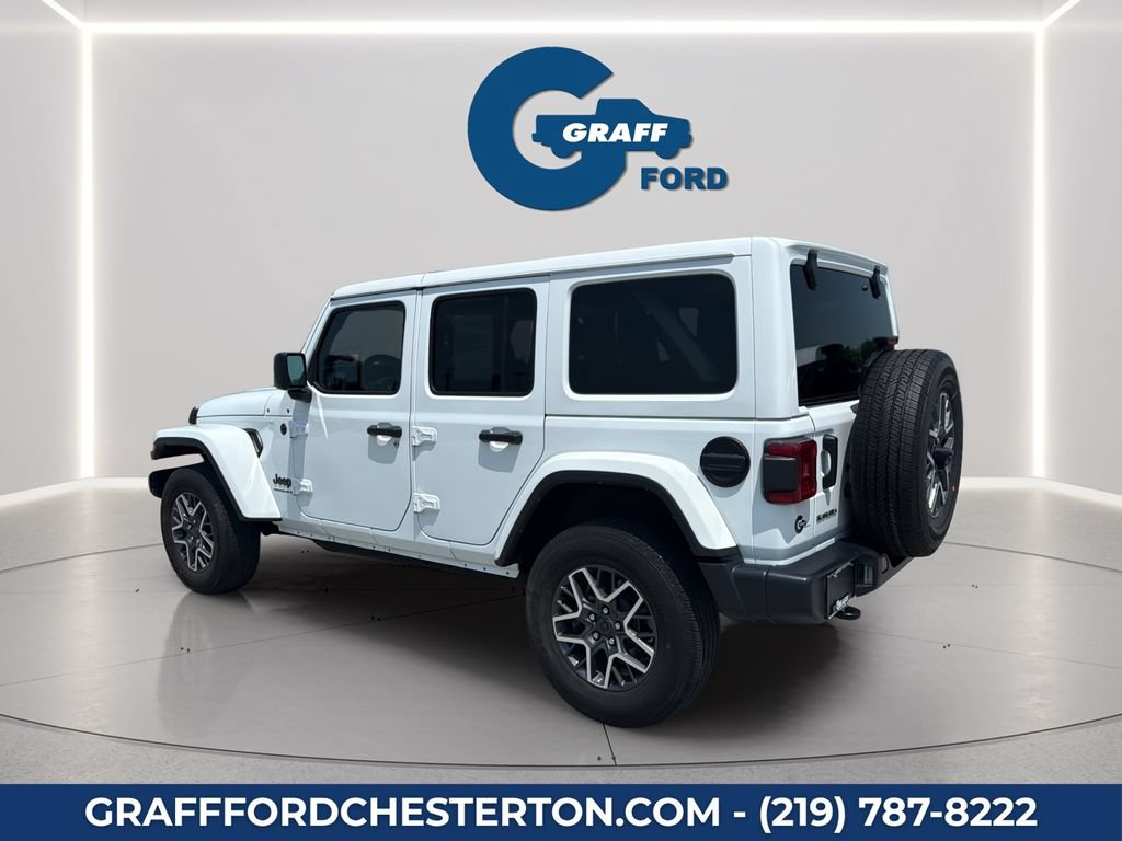 Used 2025 Jeep Wrangler Unlimited Sahara AWD/4WD image 11
