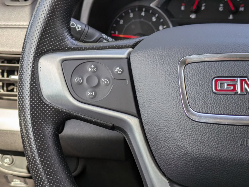 Used 2023 GMC Terrain SLE FWD image 24