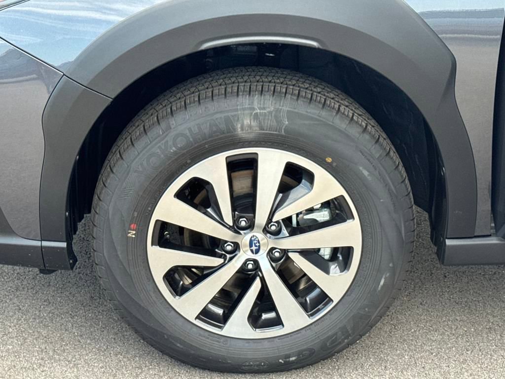 Used 2025 Subaru Outback Premium w/ Popular Package #1A image 28