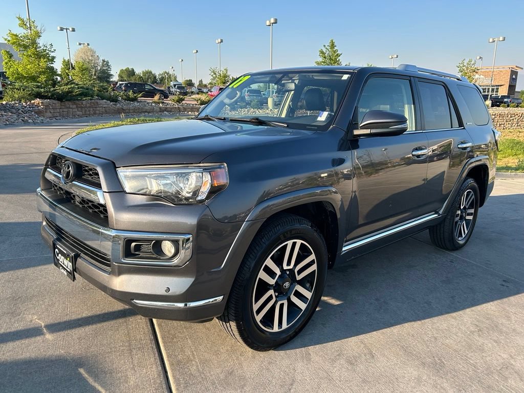 Used 2017 Toyota 4Runner Limited AWD/4WD image 3