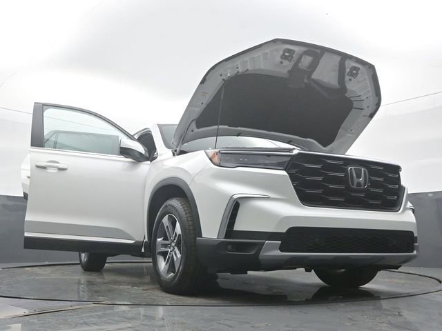Used 2025 Honda Pilot EX-L image 60