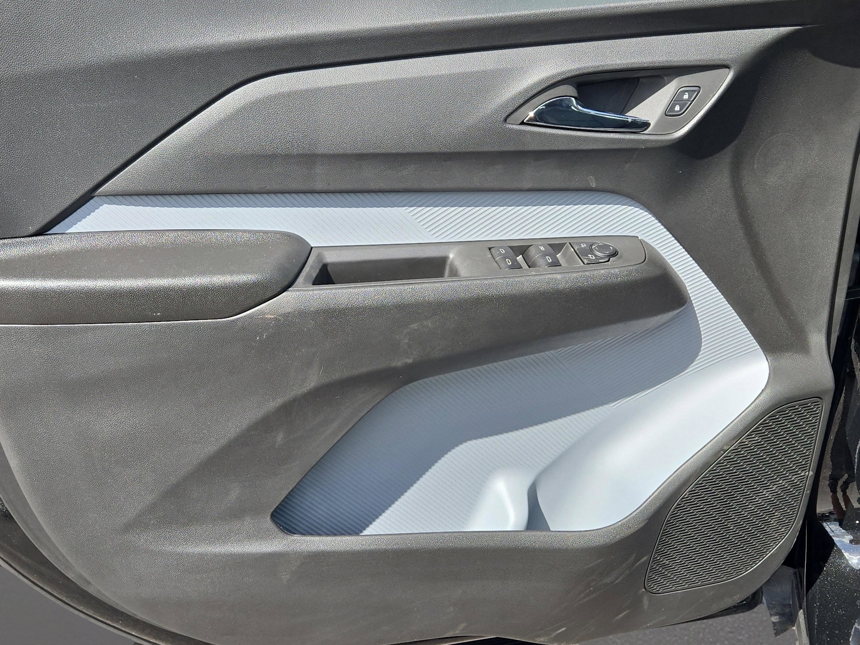 New 2027 Chevrolet Bolt RS w/ Technology Package image 13