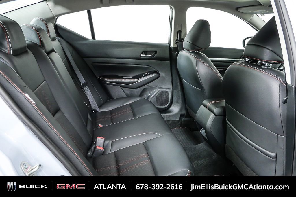 Used 2023 Nissan Altima 2.5 SR w/ SR Premium Package image 23