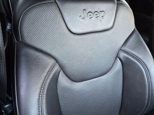 Used 2019 Jeep Cherokee Limited AWD/4WD image 17