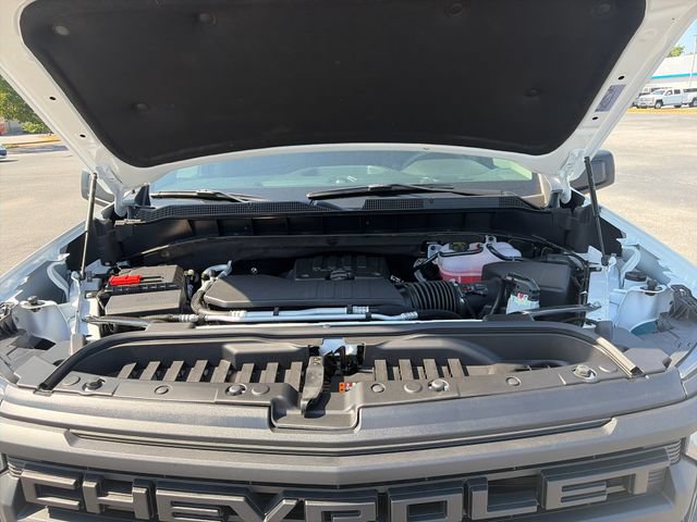 New 2026 Chevrolet Silverado 1500 Custom w/ Turbomax Blackout Package AWD/4WD image 28