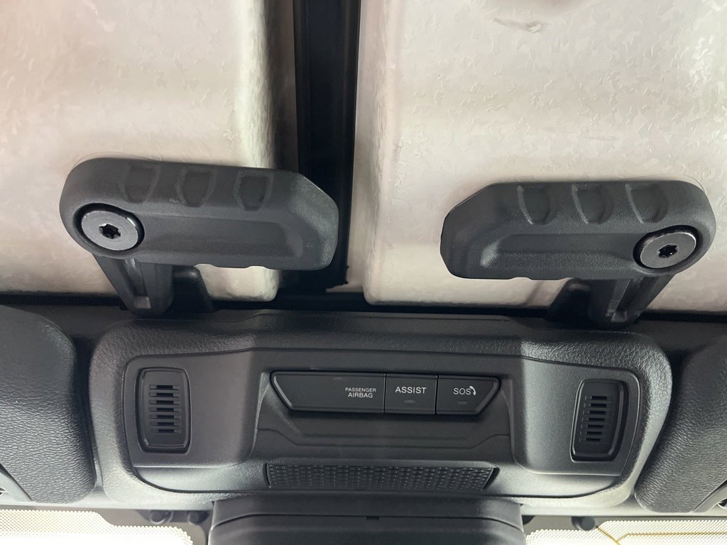 New 2026 Jeep Wrangler Unlimited Rubicon w/ Xtreme 35 Tire Package image 21