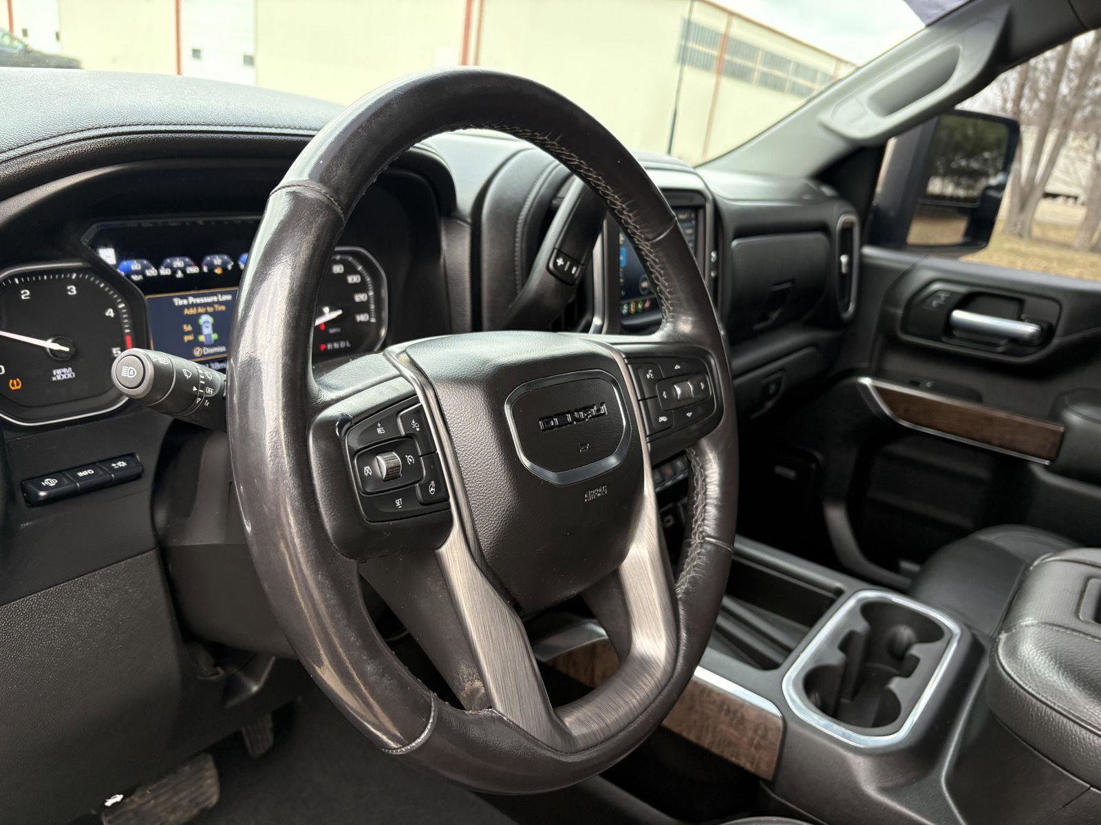 Used 2021 GMC Sierra 3500 Denali w/ Denali Ultimate Package image 8