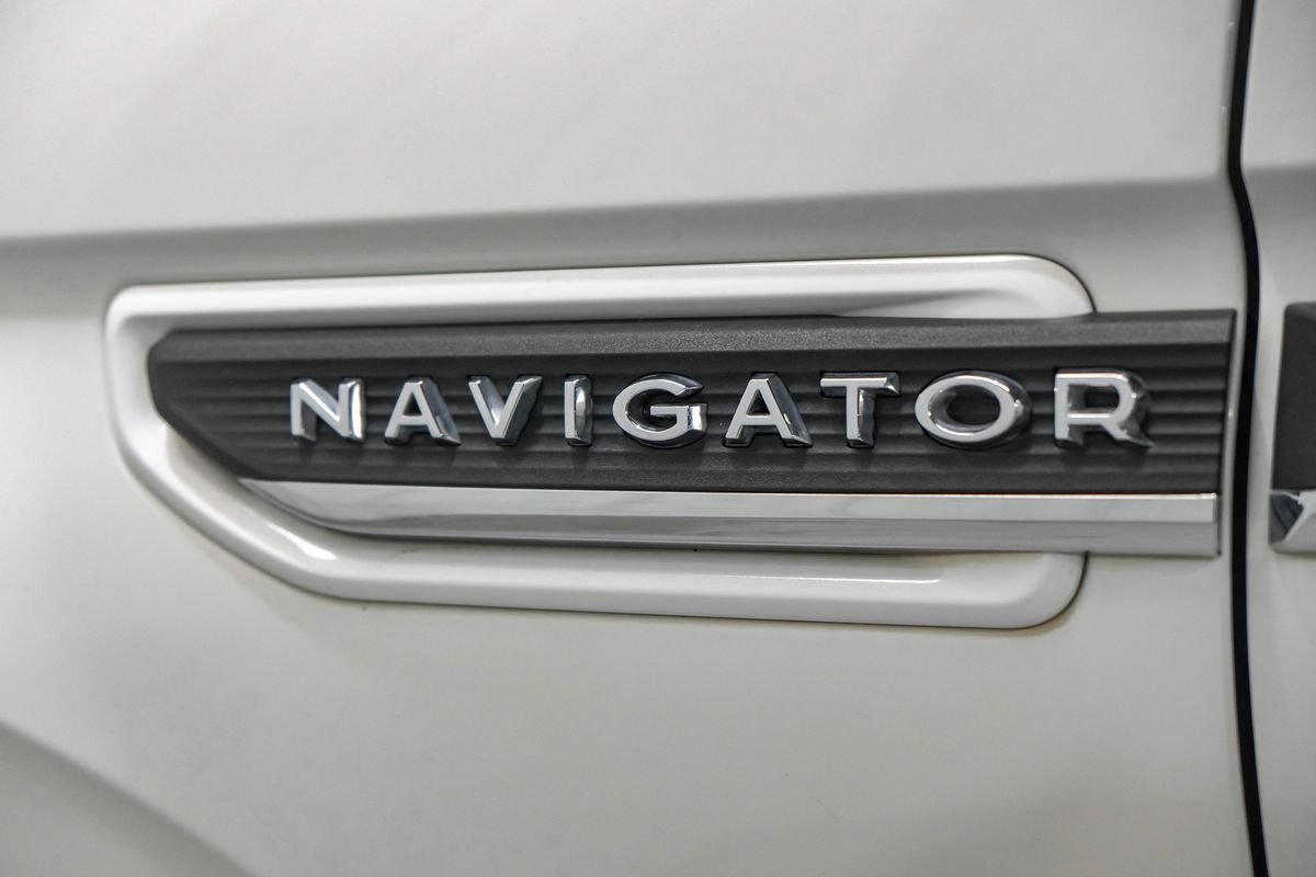 Used 2022 Lincoln Navigator L Reserve AWD/4WD image 54