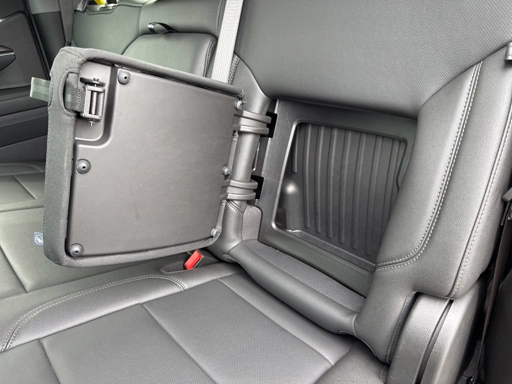 Used 2024 GMC Sierra 1500 SLT AWD/4WD image 32